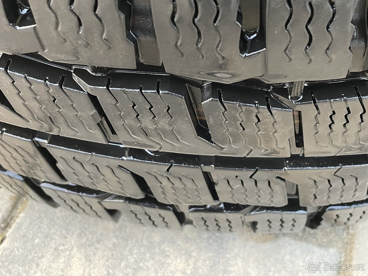 VW T5T6 zimní sada kola pneu 215/60 R17 Transporter Multivan - 5