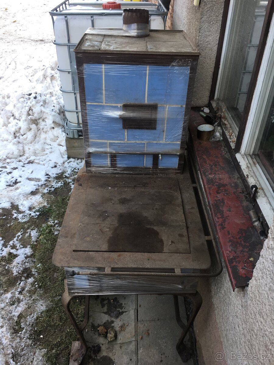 Starožitná Kachlová Kamna - 5