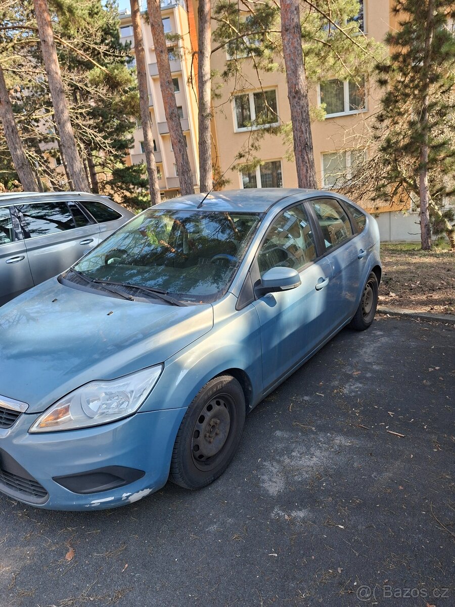 FORD FOCUS HATCHBACK 1.6 i 74kw RV 2008 - 5