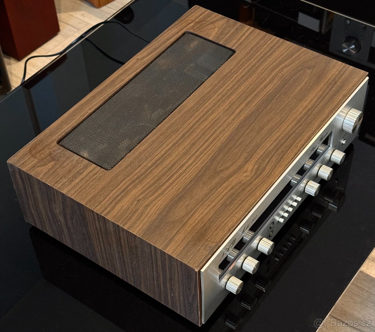 NAD Model 140 zesilovač - 5