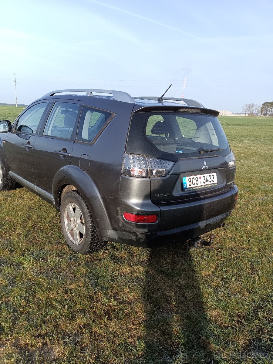 Mitsubishi Outlander 2.0 DiD - 5