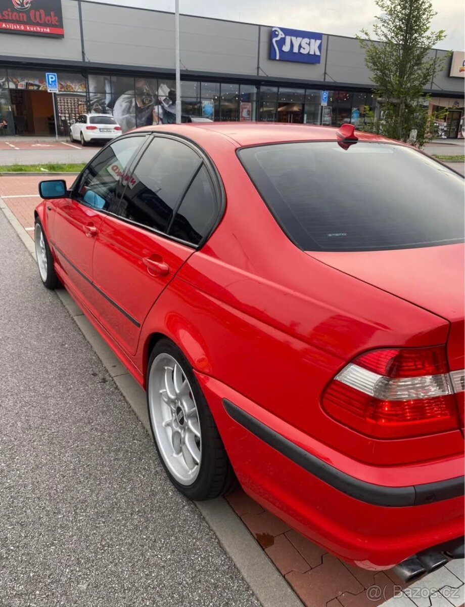 BMW e46 sedan 330i M-paket 2 Hellrot (2000) - 5