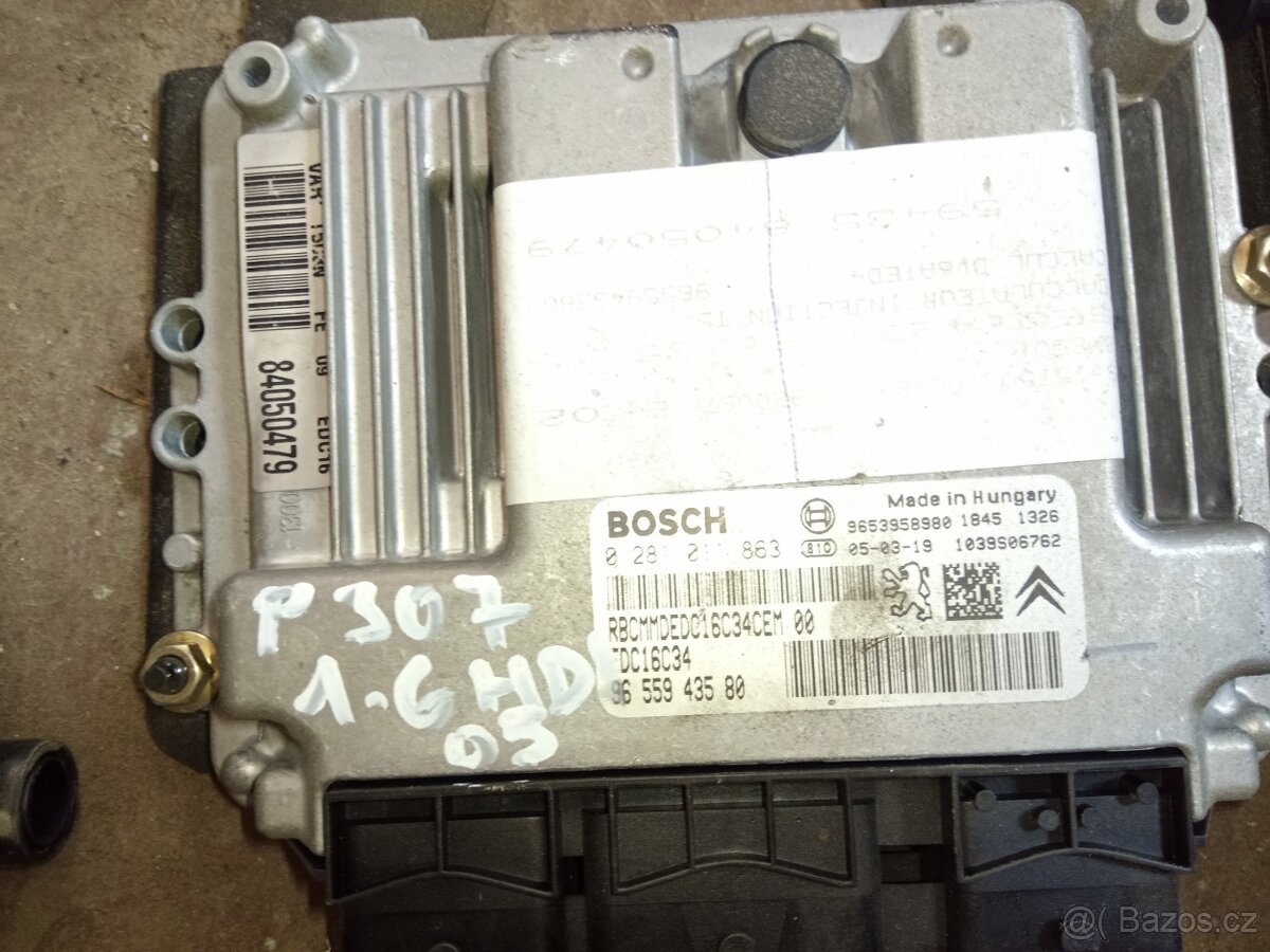 Peugeot 307 1.6 HDI 66KW kombi stříbrný rok 05 - 5