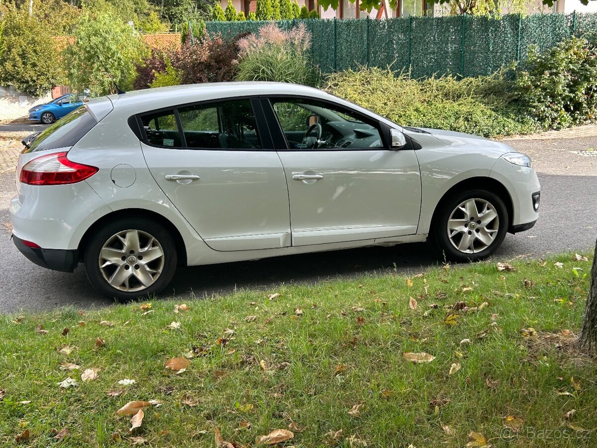 Renault Mégane 1.6 74kw r.v.2013 ČR 1maj, po servisu 40000kc - 5