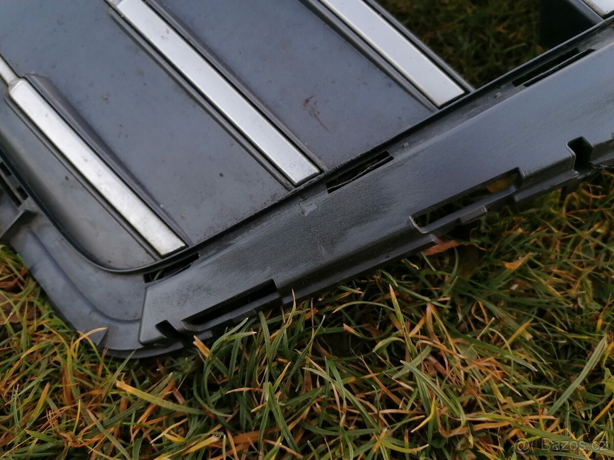 Přední maska (mřížka) Audi Q5 - 5