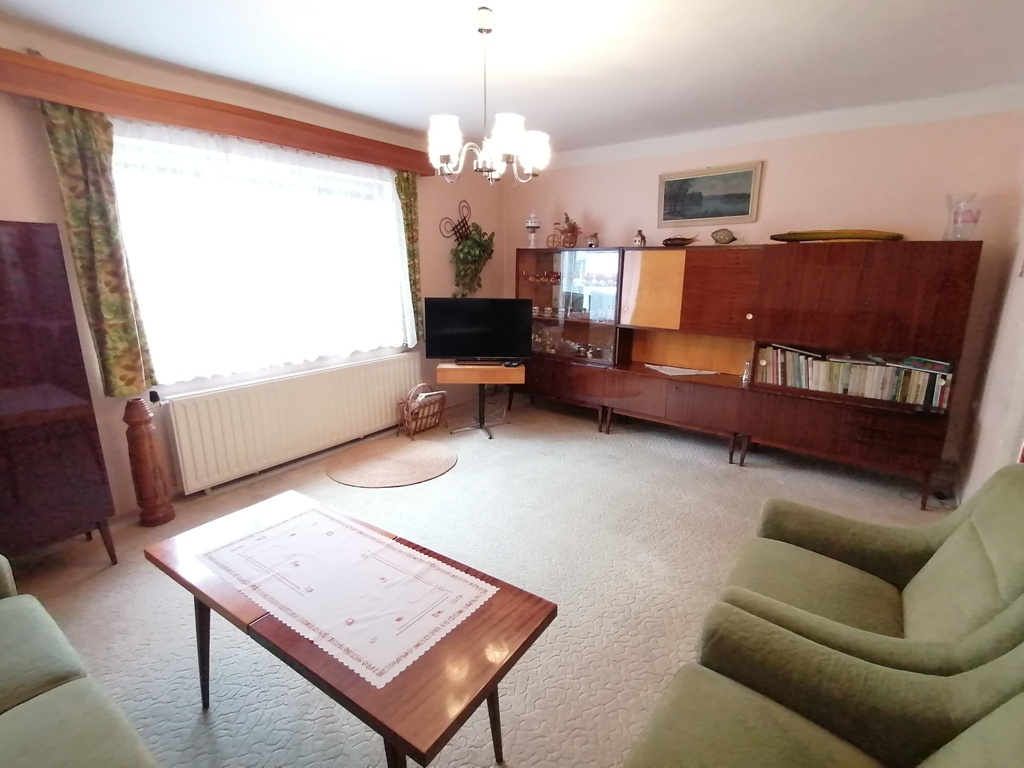 Prostorný rodinný dům 5+1 s garáží a zahradou 315m2, Kojetín - 5