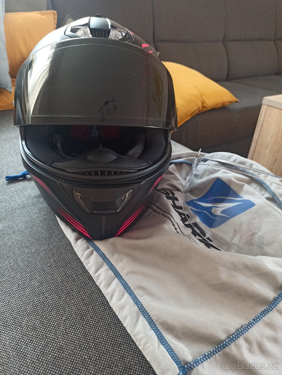 Prodám integrální přilbu Shark Skwal 2 - 5