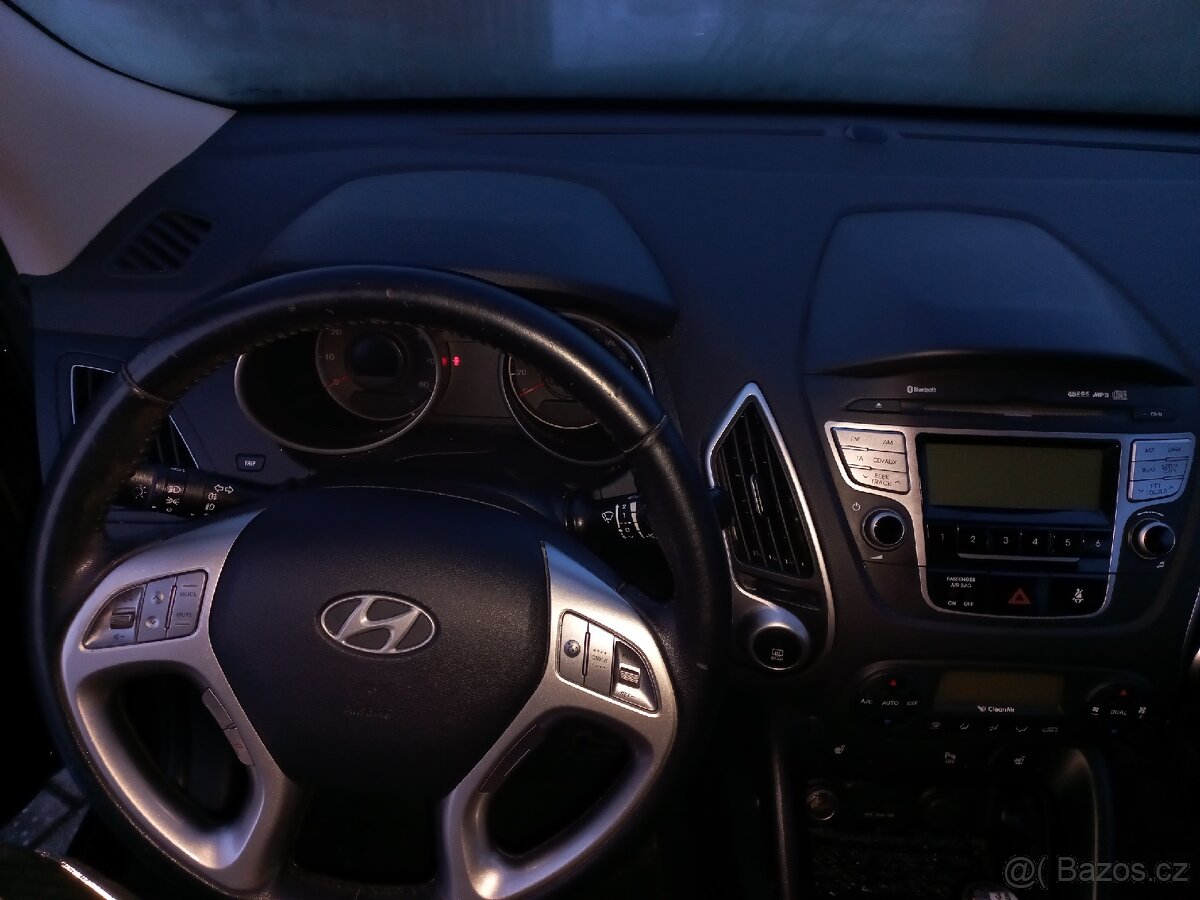 Prodám Hyundai ix35, 4/2013, 122 700 km - 5