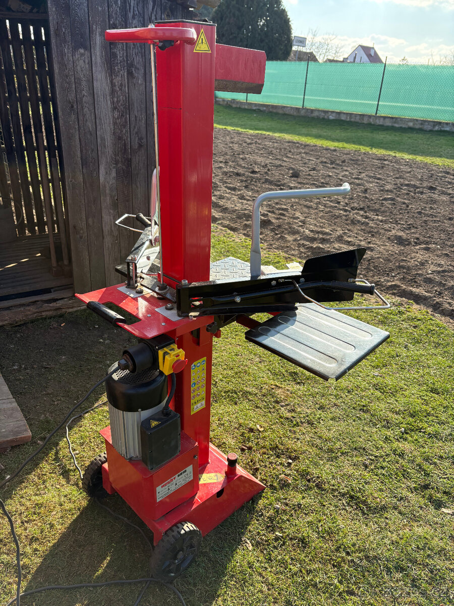 Štípačka na dřevo HECHT 6810 - 5