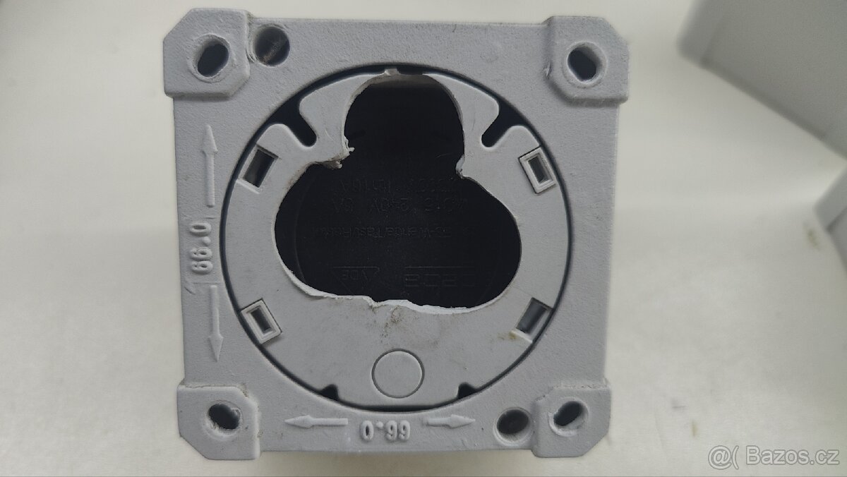 Prodám klíčový roletový ovladač, spínač - 5