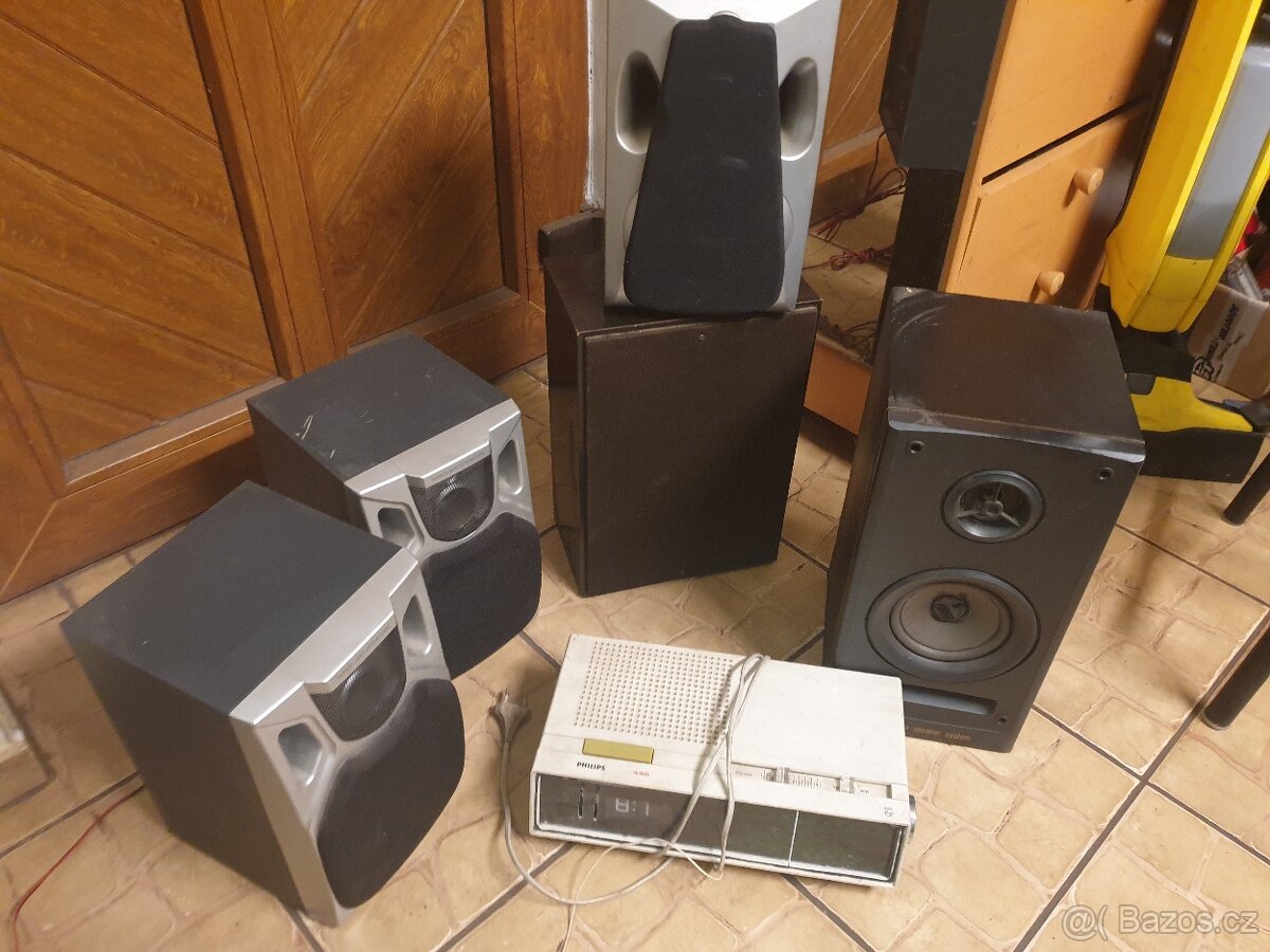 5x reprobedny a retro radio - 5