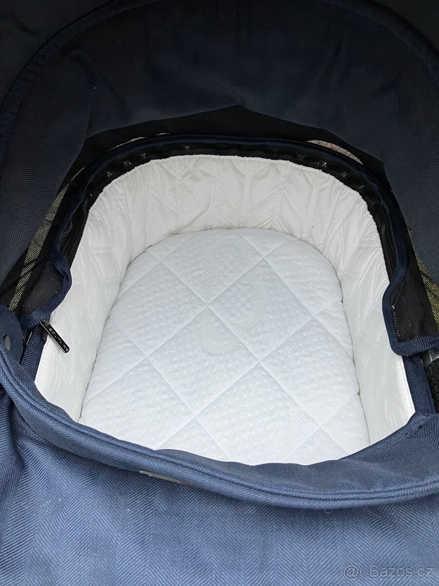 Kočár Moon Solitaire Navy 2020 - 5