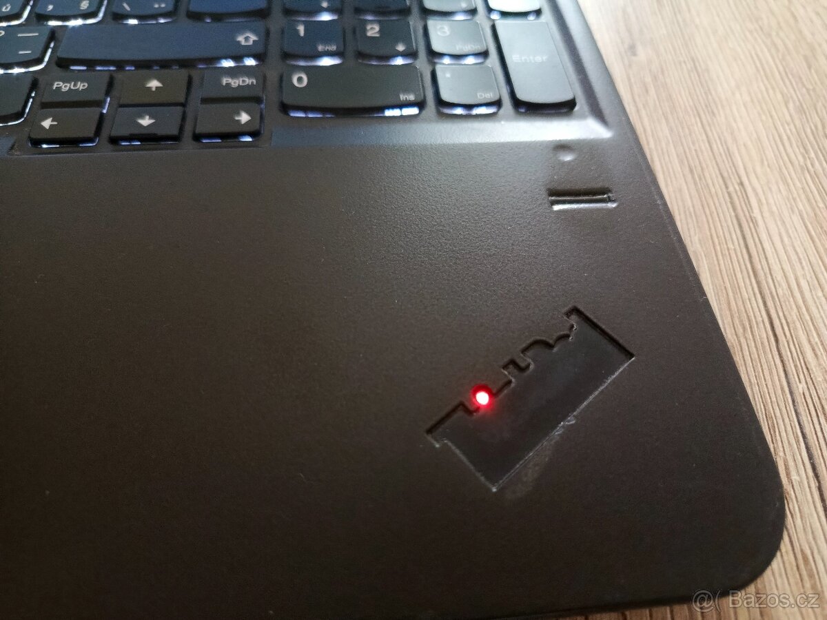 NB Lenovo Thinkpad S540; 15,6" LCD dotykový; Intel+SSD - 5