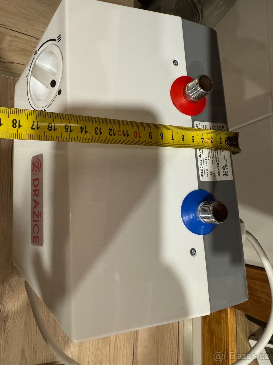 Beztlakovy ohřívač vody (bojler) 5,7 litrů - 5