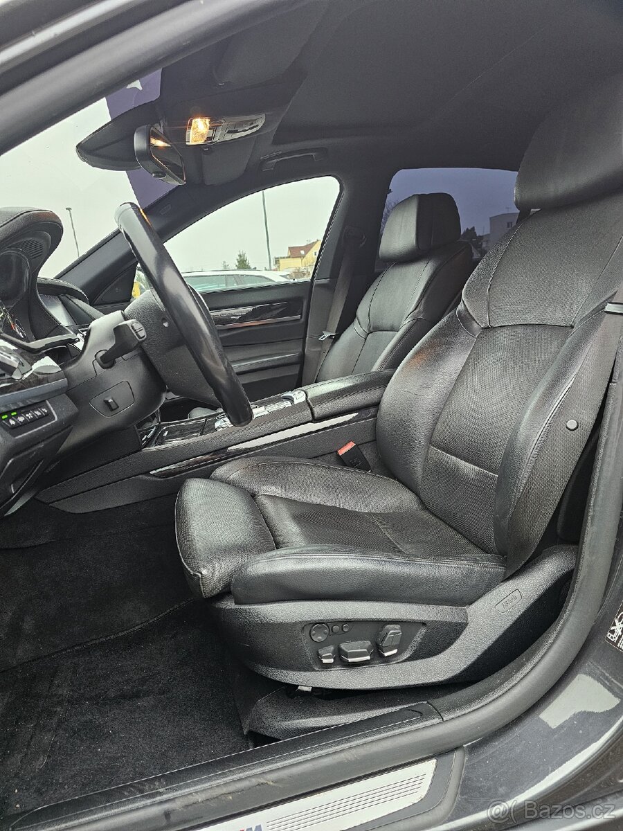 BMW 750i Xdrive 2011 - 5