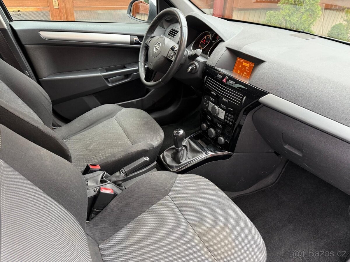 Opel Astra H 1,7CDTi - 5