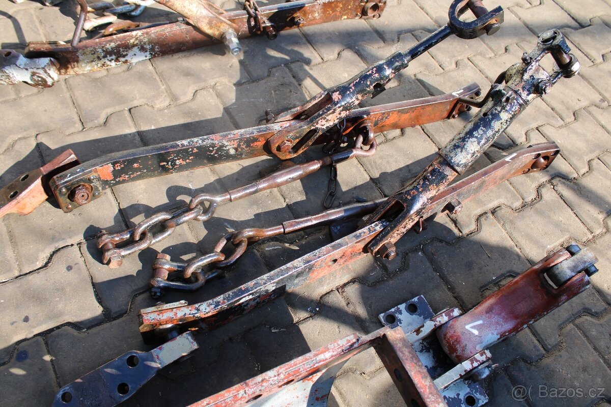 Zetor 6911 ramena konzole trn držák 3. bod - 5