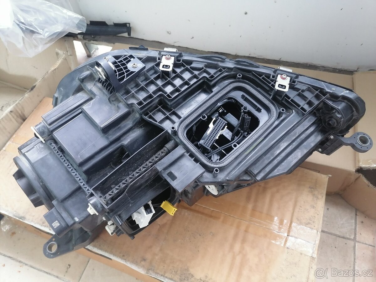 Prave přední světlo Mercedes GLE w167 - 5