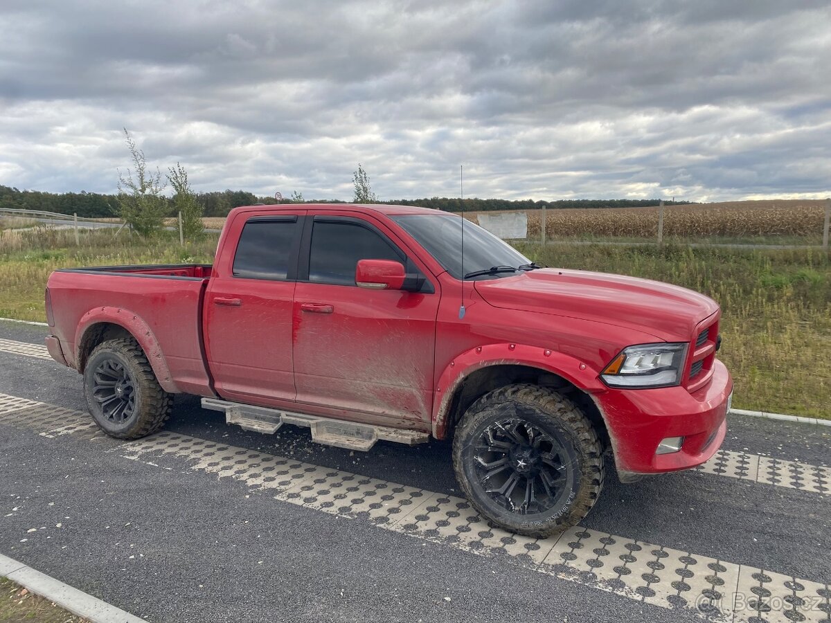 Dodge Ram 5.7 HEMI MOC HEZKY - 5