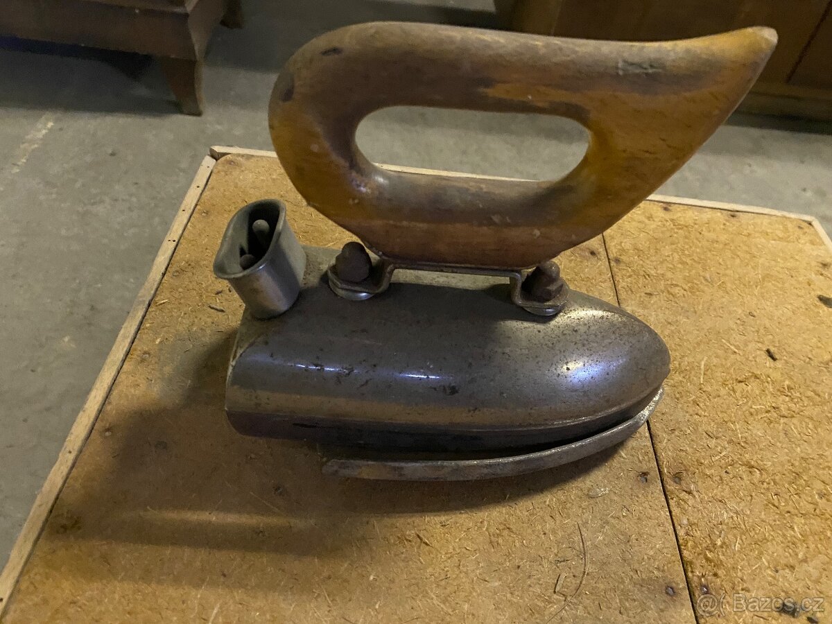 Retro žehlička - 5