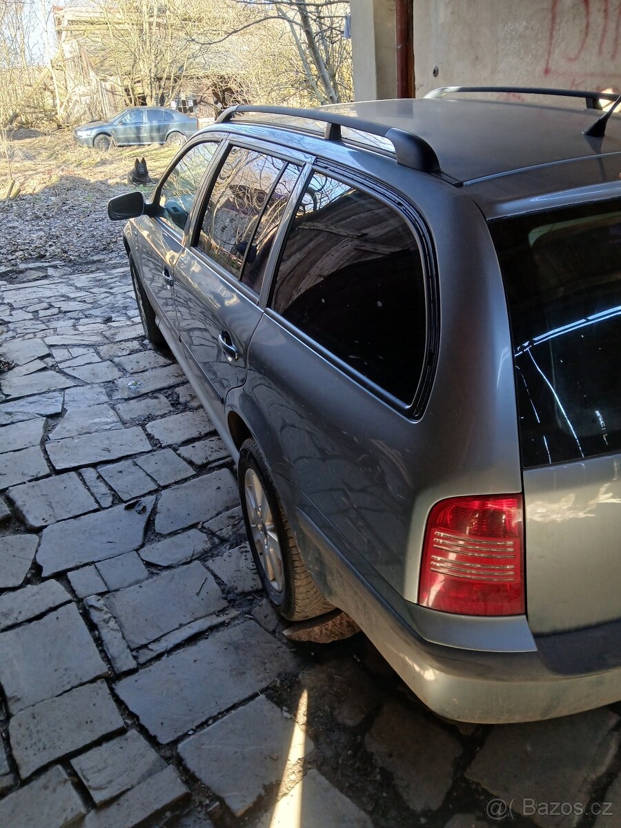 Octavia combi 1.6 i ,75kw STK 01/28 - 5