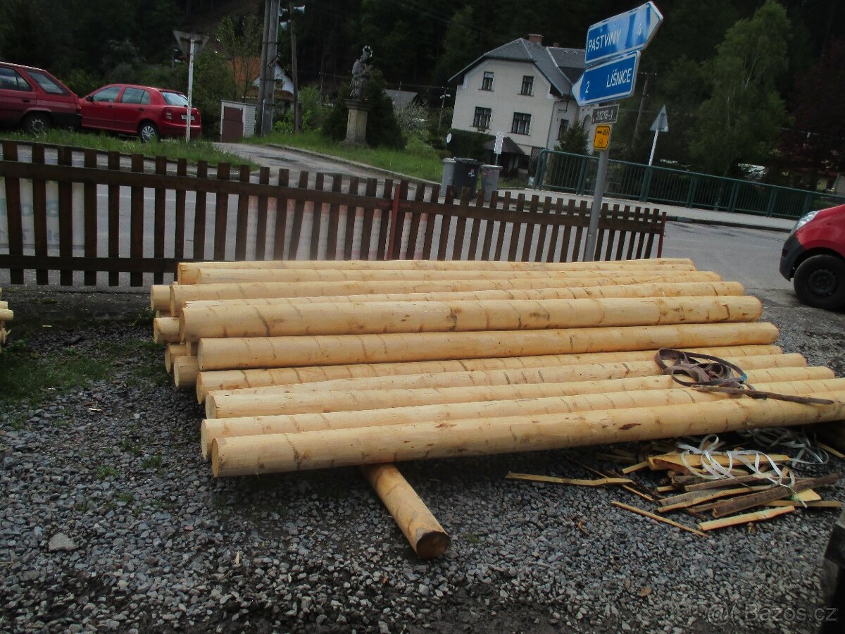 Odkorněný kůl, palisáda, tyč - 5
