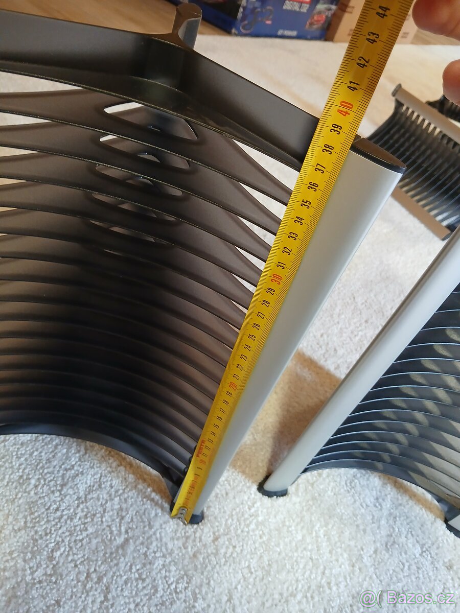 Plastový stojan na CD/DVD - 5