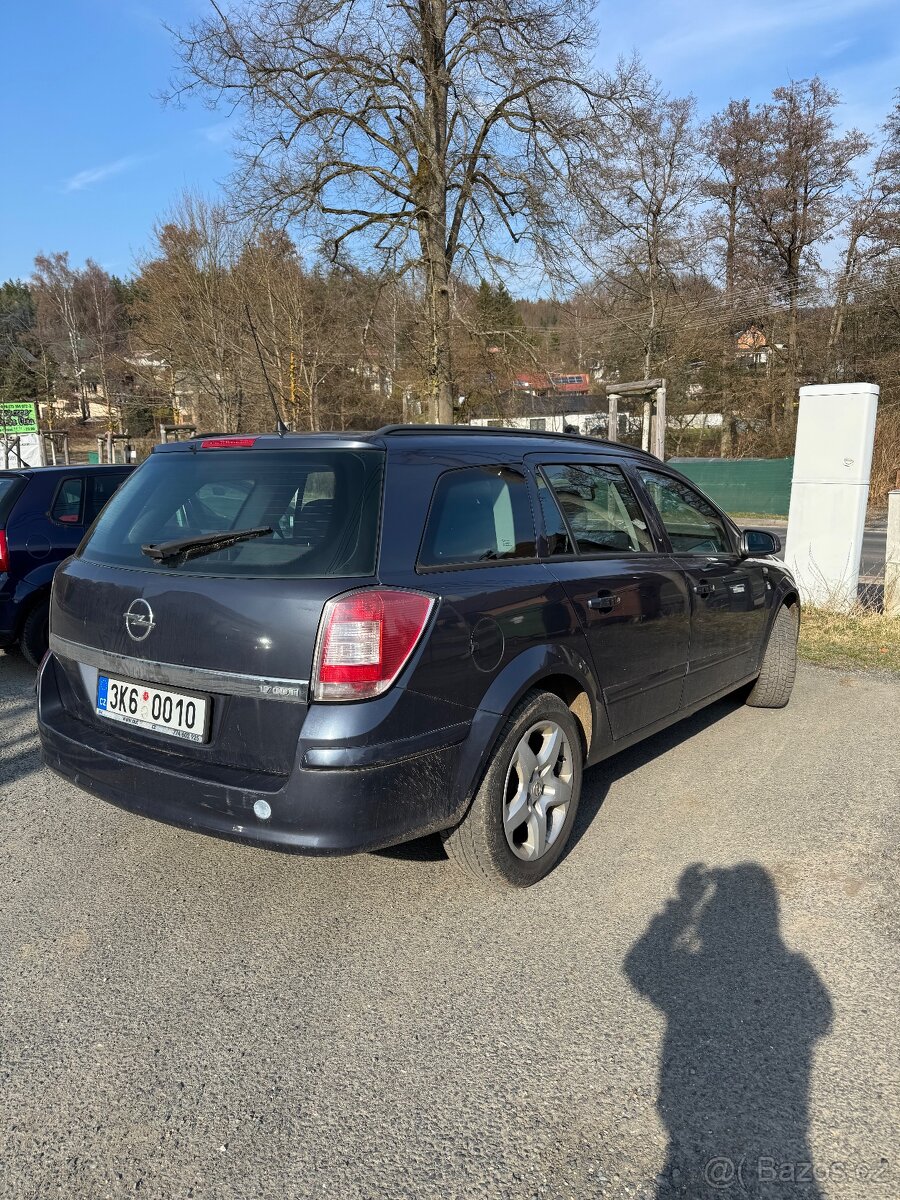Opel Astra H caravan kombi - 5