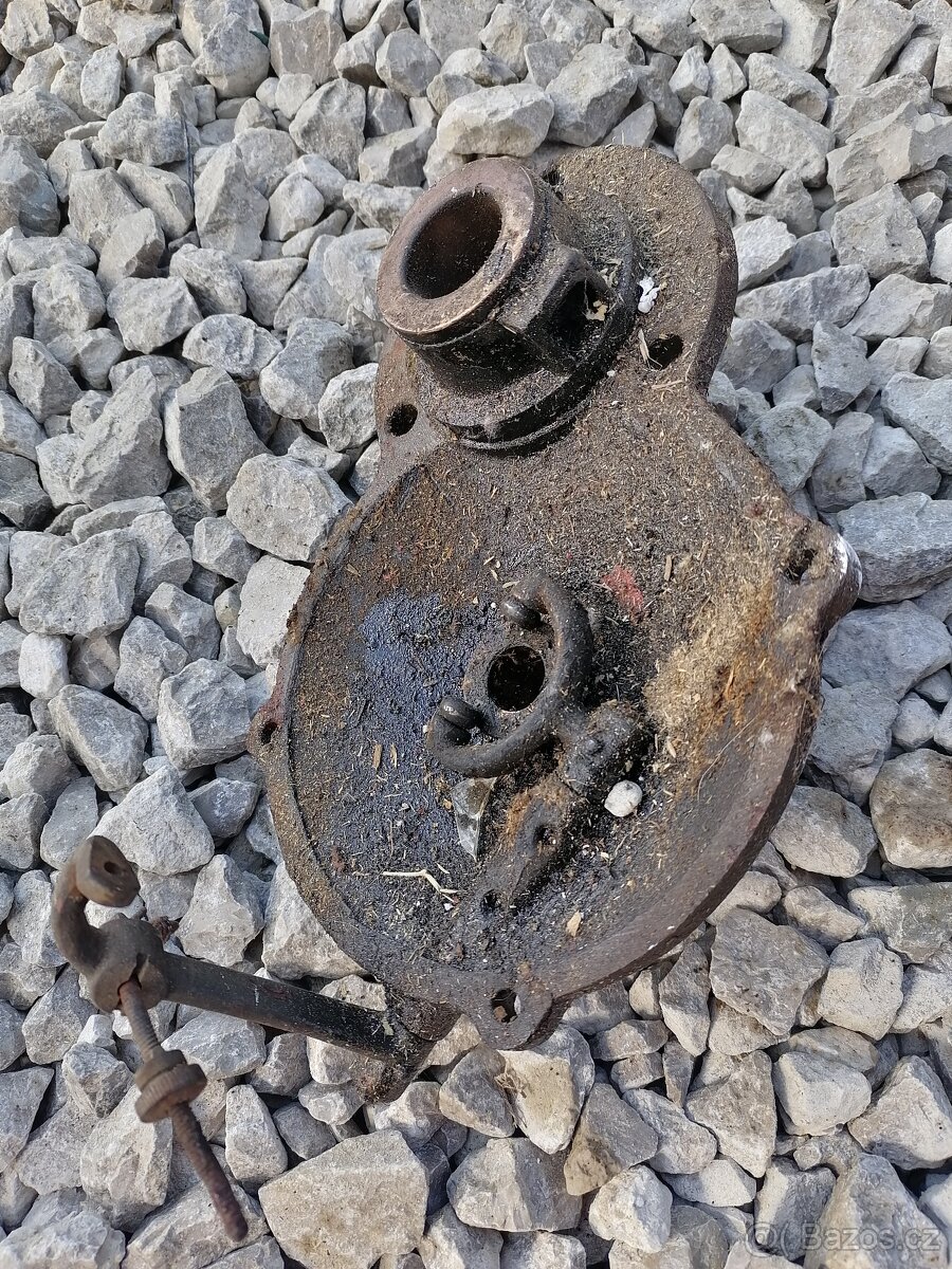 Stabilní motor Slavia dily - 5