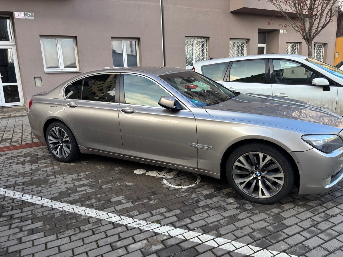 BMW 730d - 5