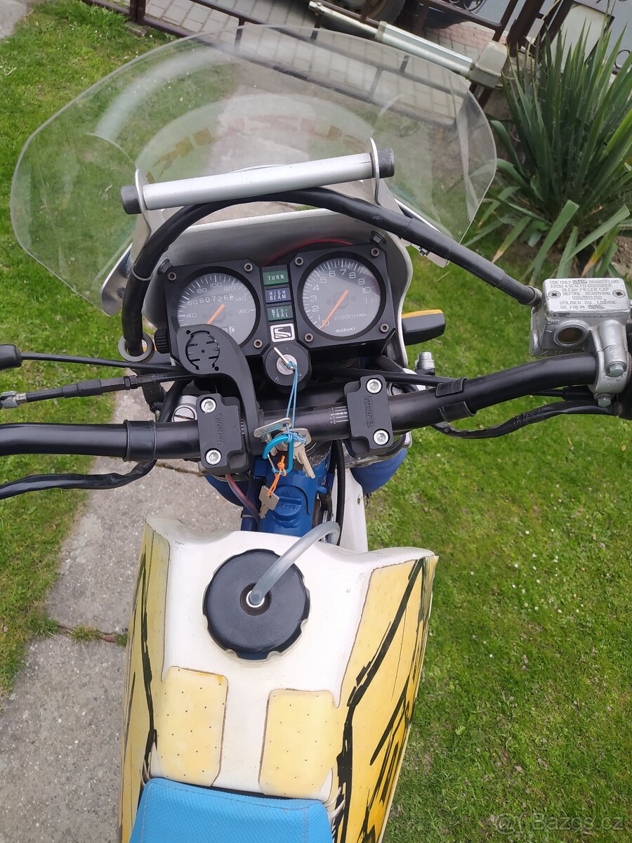 SUZUKI DR 350S