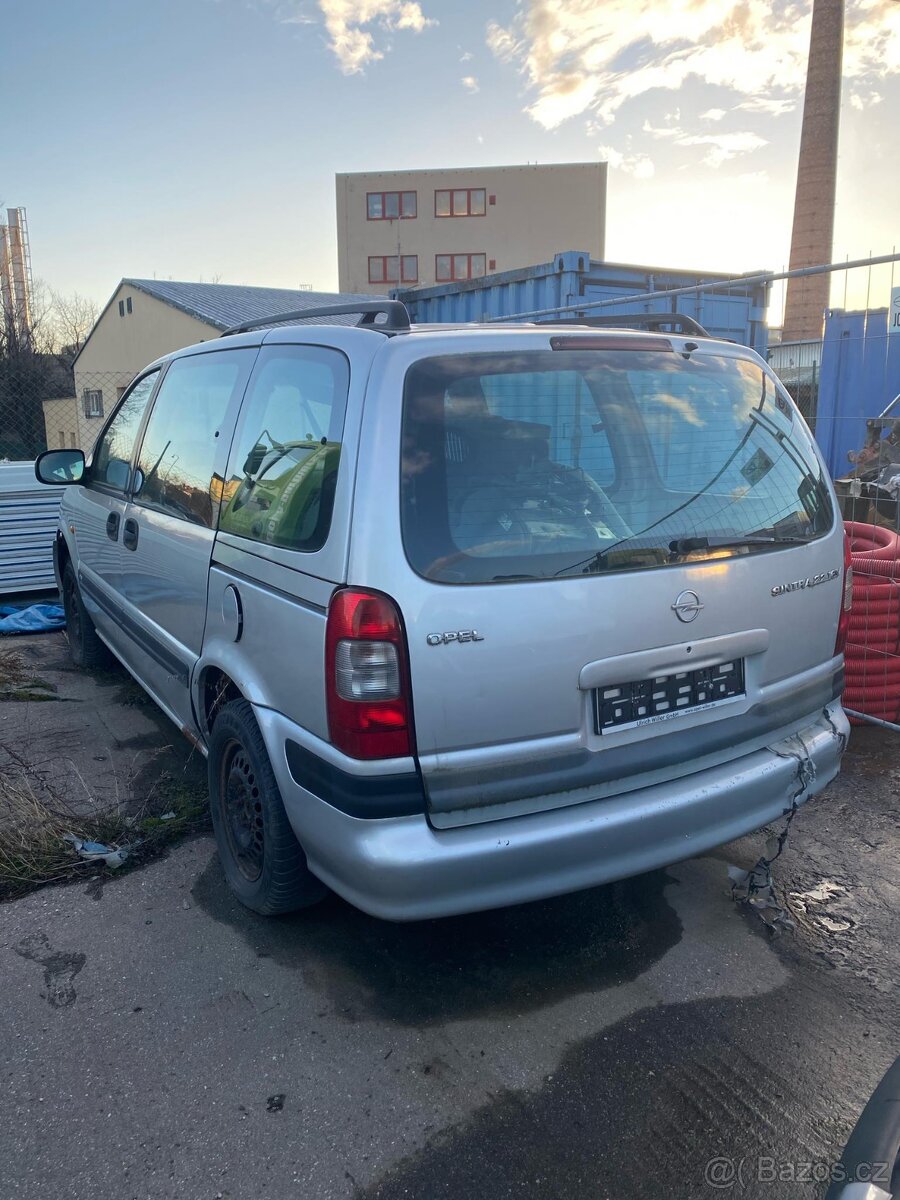 Opel Sintra 2,2 benzín - 5