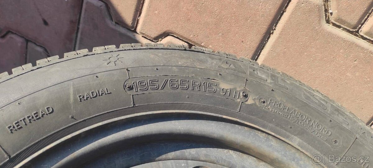 FIAT TIPO originál sada kol s pneu - 5