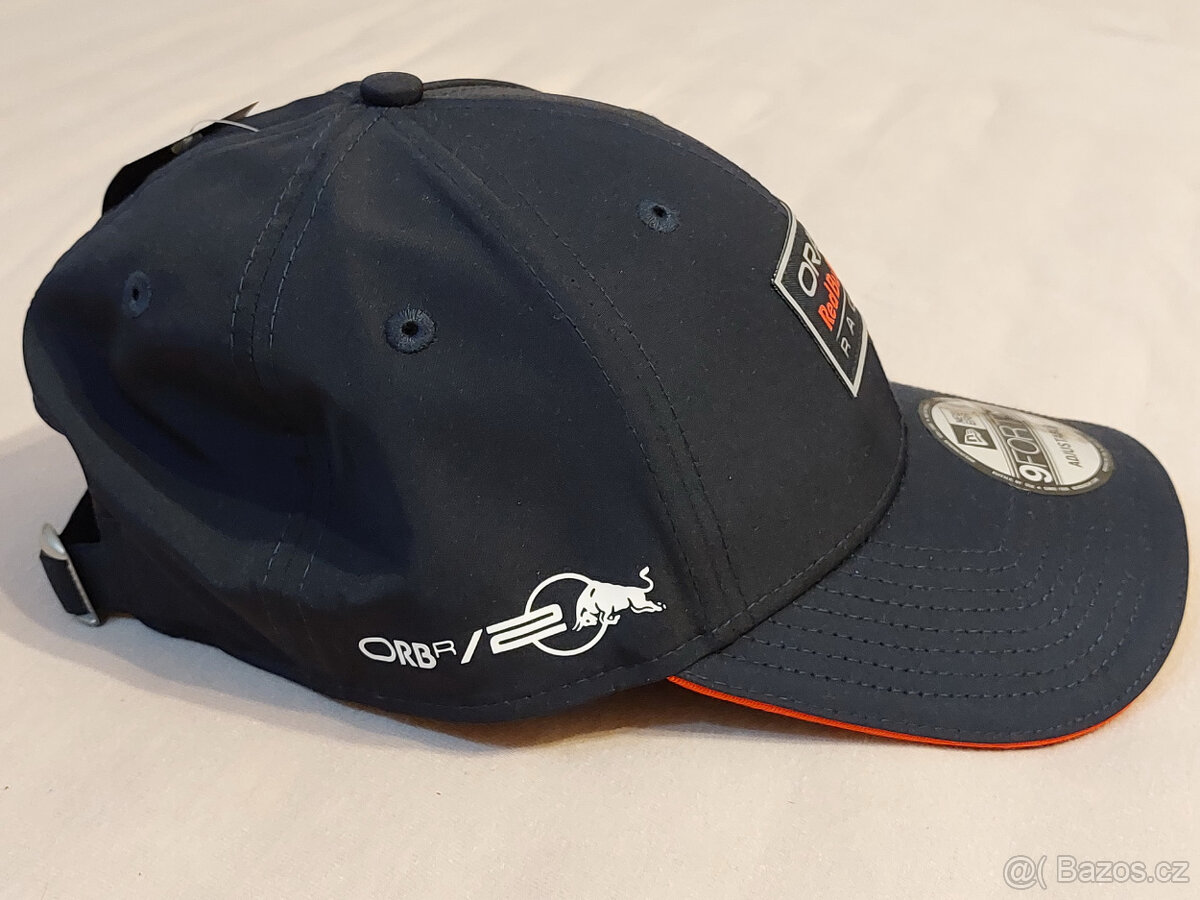 Predám exkluzívnu tmavomodrú kšiltovku Red Bull Racing F1 - 5