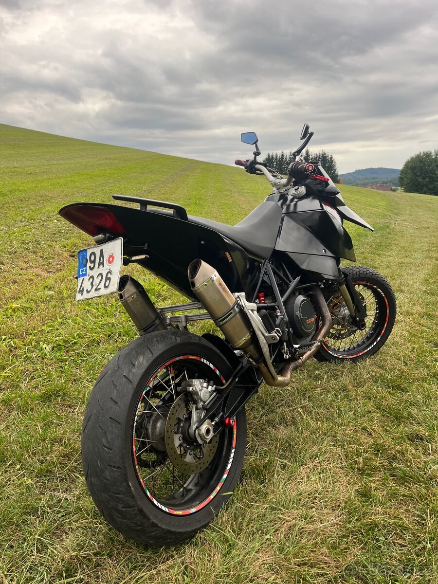 KTM 690 SUPERMOTO - 5