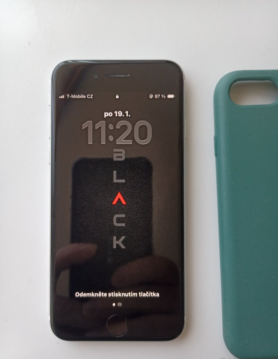 Apple iPhone SE 2020 64GB - 5