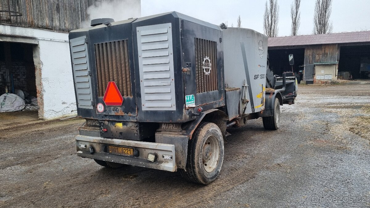 Samochodný míchací a krmný vůz Hirl - 5