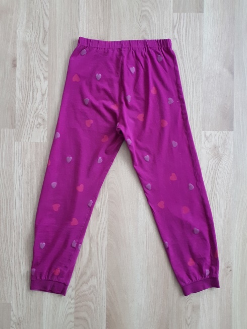 DÍVČÍ PYŽAMO SE SRDÍČKY • TCHIBO vel. 134-140 - 5