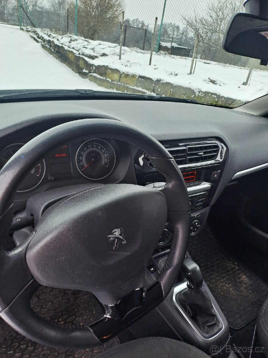 Peugeot 301 - 5