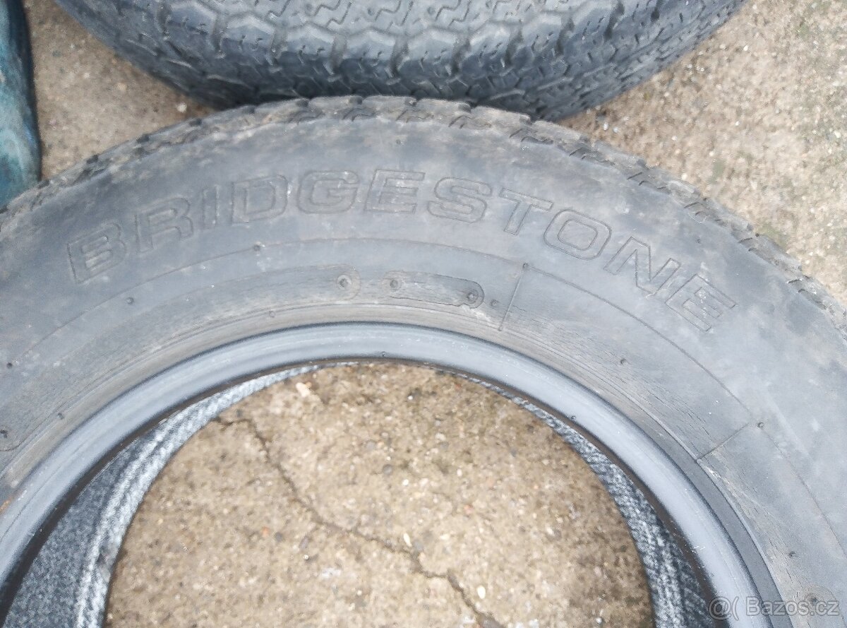 pneu 145 SR12 - 5