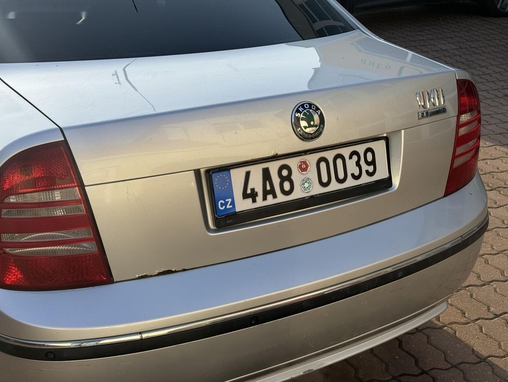 Škoda Superb,2.8 142kW - 5