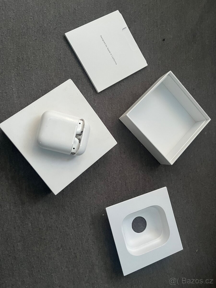 AirPods 2.generace - 5