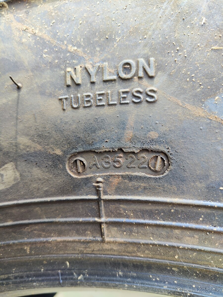 BKT Flotation 648 600/55-22.5 - 5