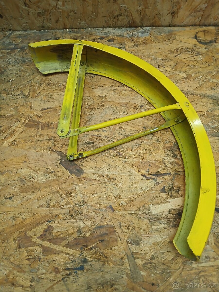 Babetta 207 přední blatník - 5