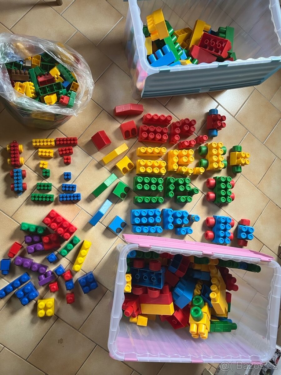 velká stavebnice - velké kostky - 700 ks - třeba do školky - 5