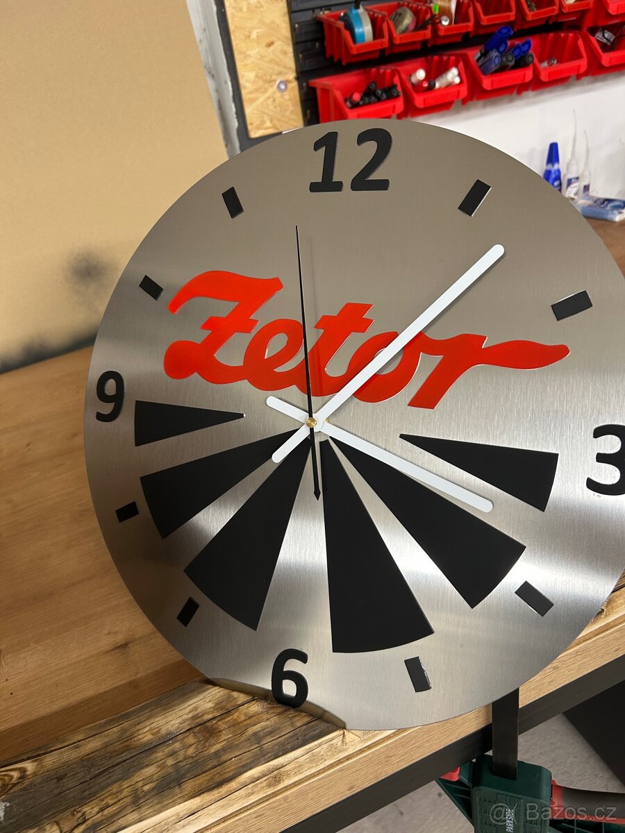 Hodiny Zetor, john deer - 5