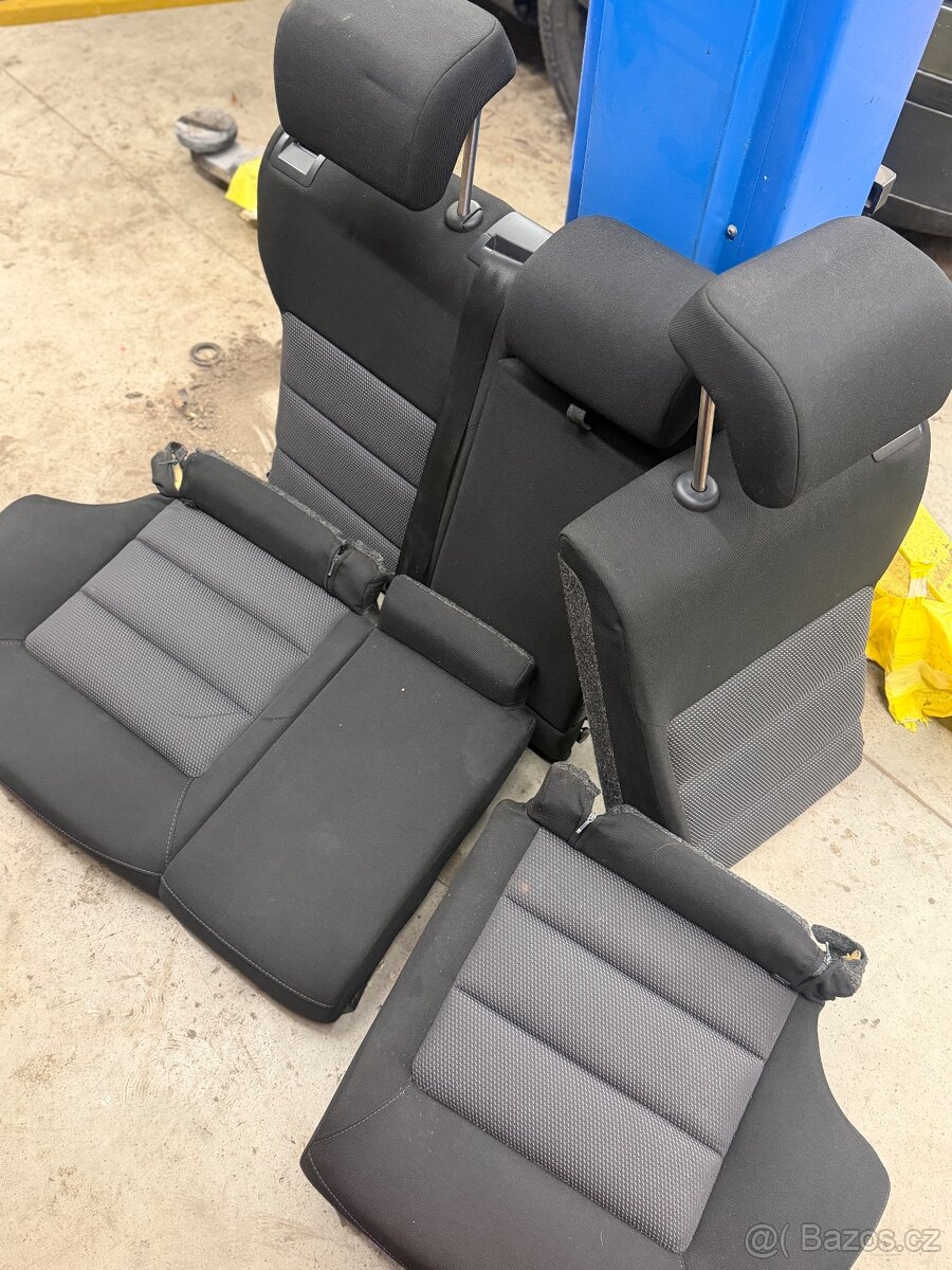 Sedačky Octavia 2 - 5