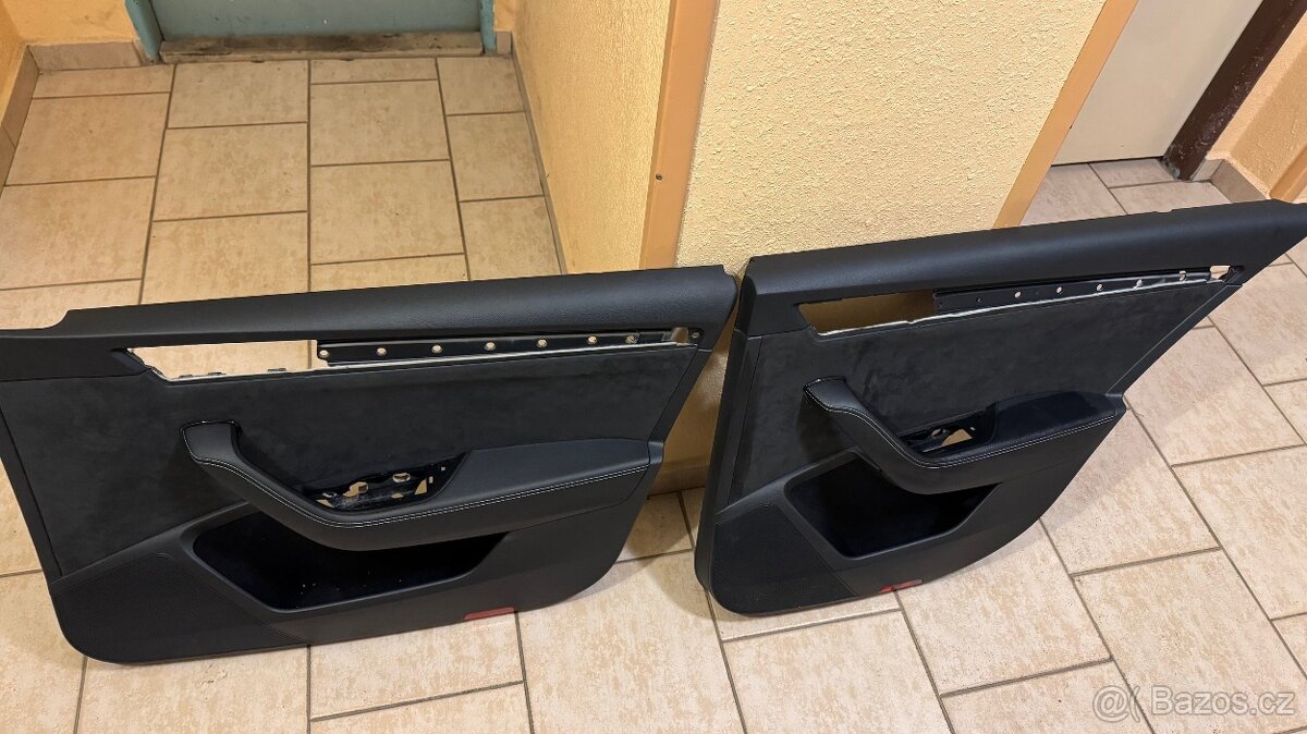 Superb 3 Obložení dveří alcantara - 5