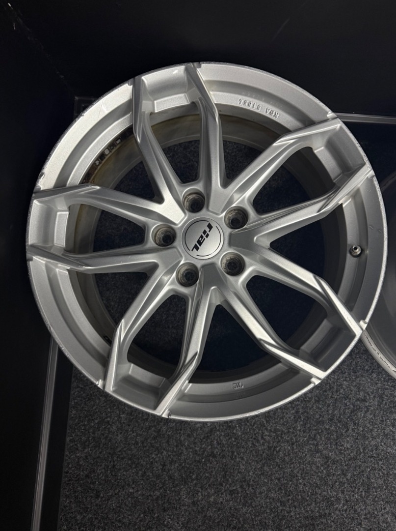 Alu Rial 5x114,3 18” - 5
