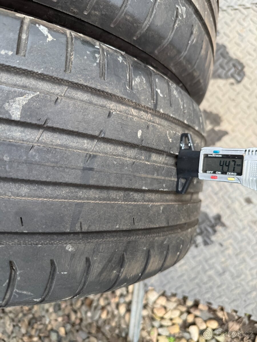 215/55/17 - Nokian letní sada pneu - 5